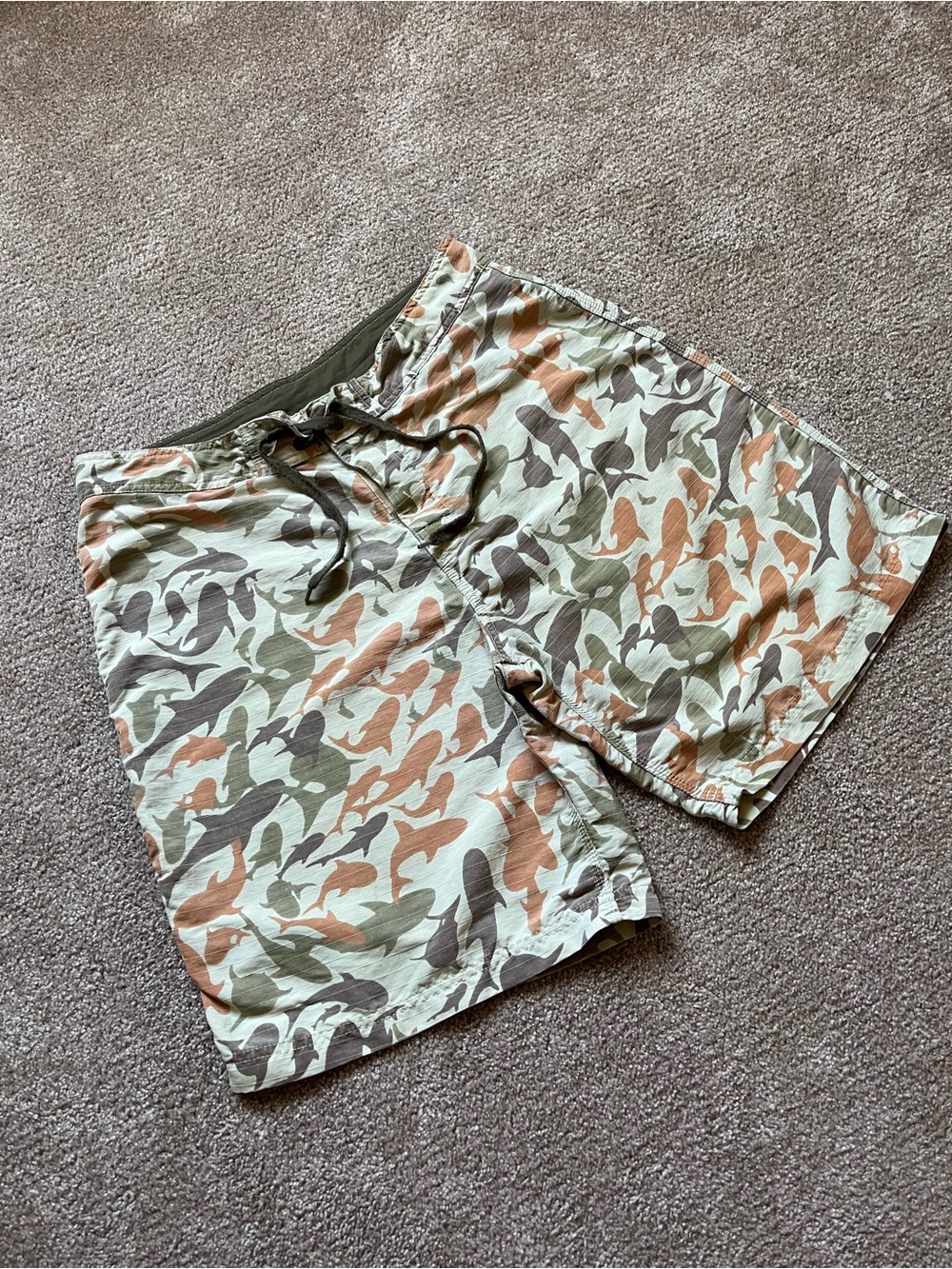 Vintage Y2K Stüssy 2002 Shark Camo Boardshorts - Picture 3 of 8